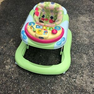 chicco piano walker